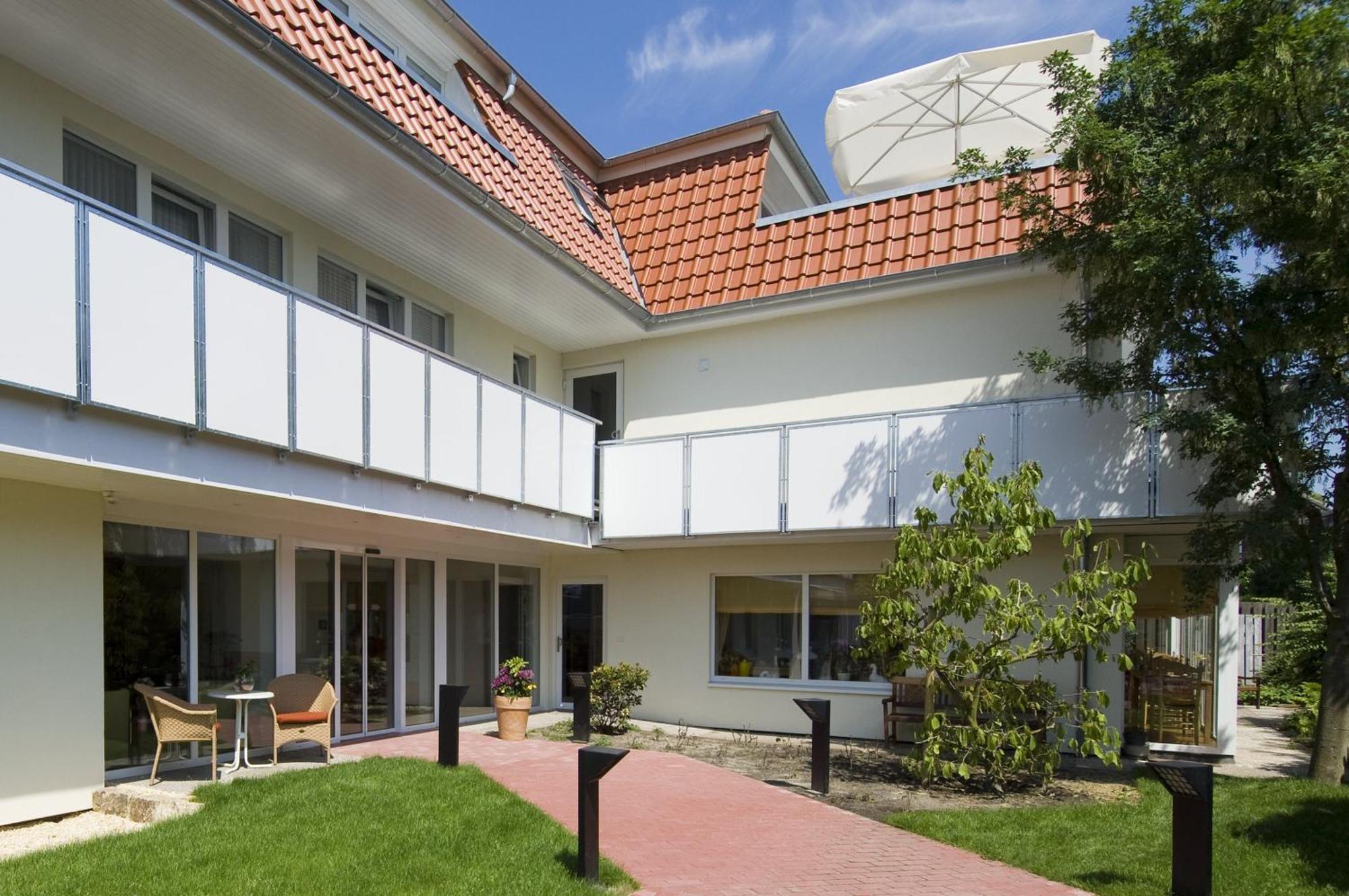 Hotel Petersen Bad Zwischenahn Εξωτερικό φωτογραφία
